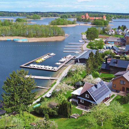 Augutes Zurlienes Apartamentai Тракай Екстер'єр фото