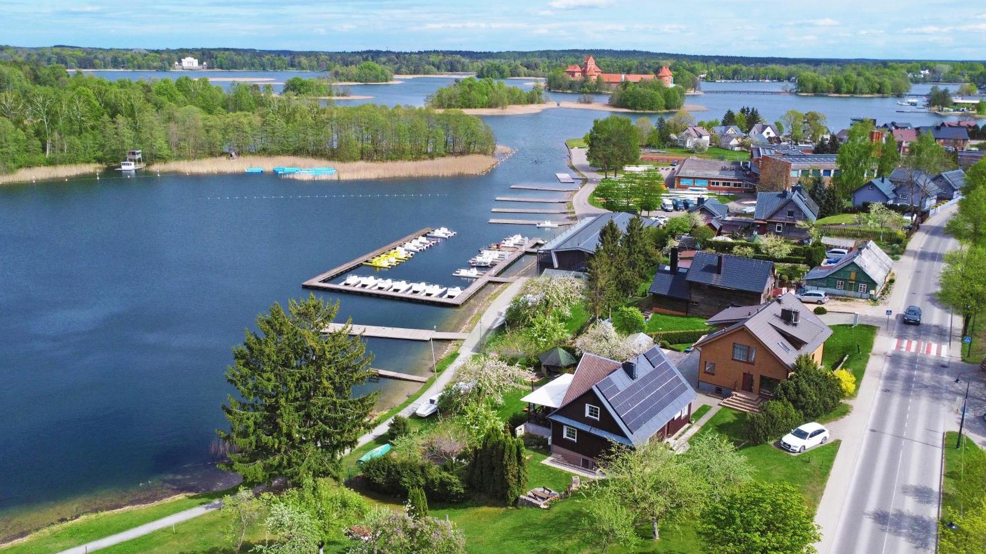 Augutes Zurlienes Apartamentai Тракай Екстер'єр фото