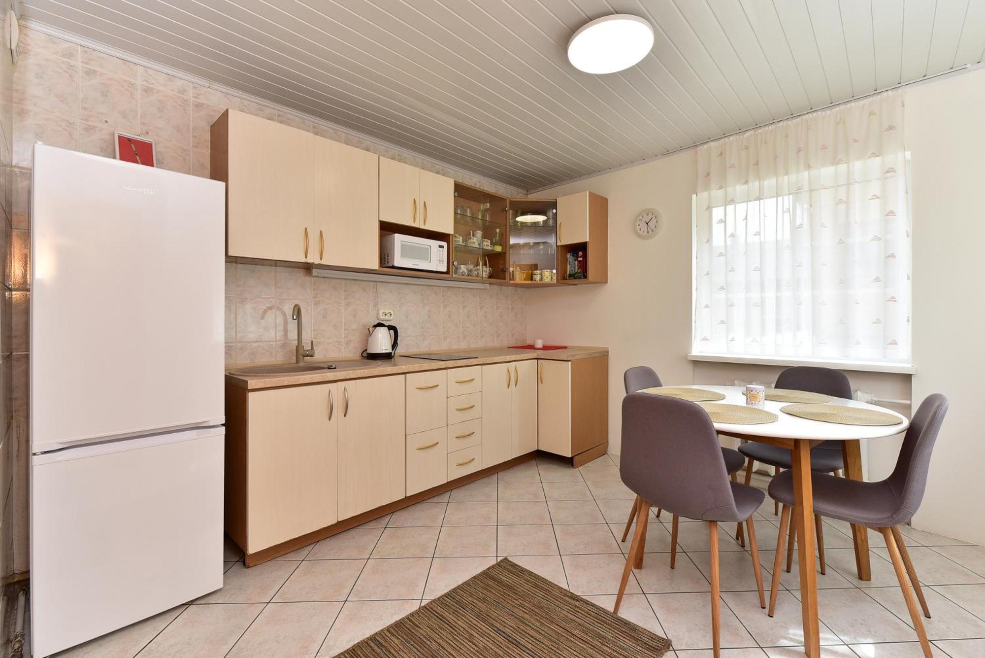 Augutes Zurlienes Apartamentai Тракай Екстер'єр фото
