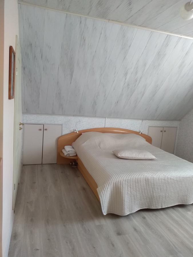 Augutes Zurlienes Apartamentai Тракай Екстер'єр фото